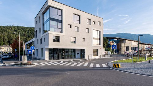 Steuer- und Wirtschaftsberatung in Südtirol Steuer- und Wirtschaftsberatung in Südtirol